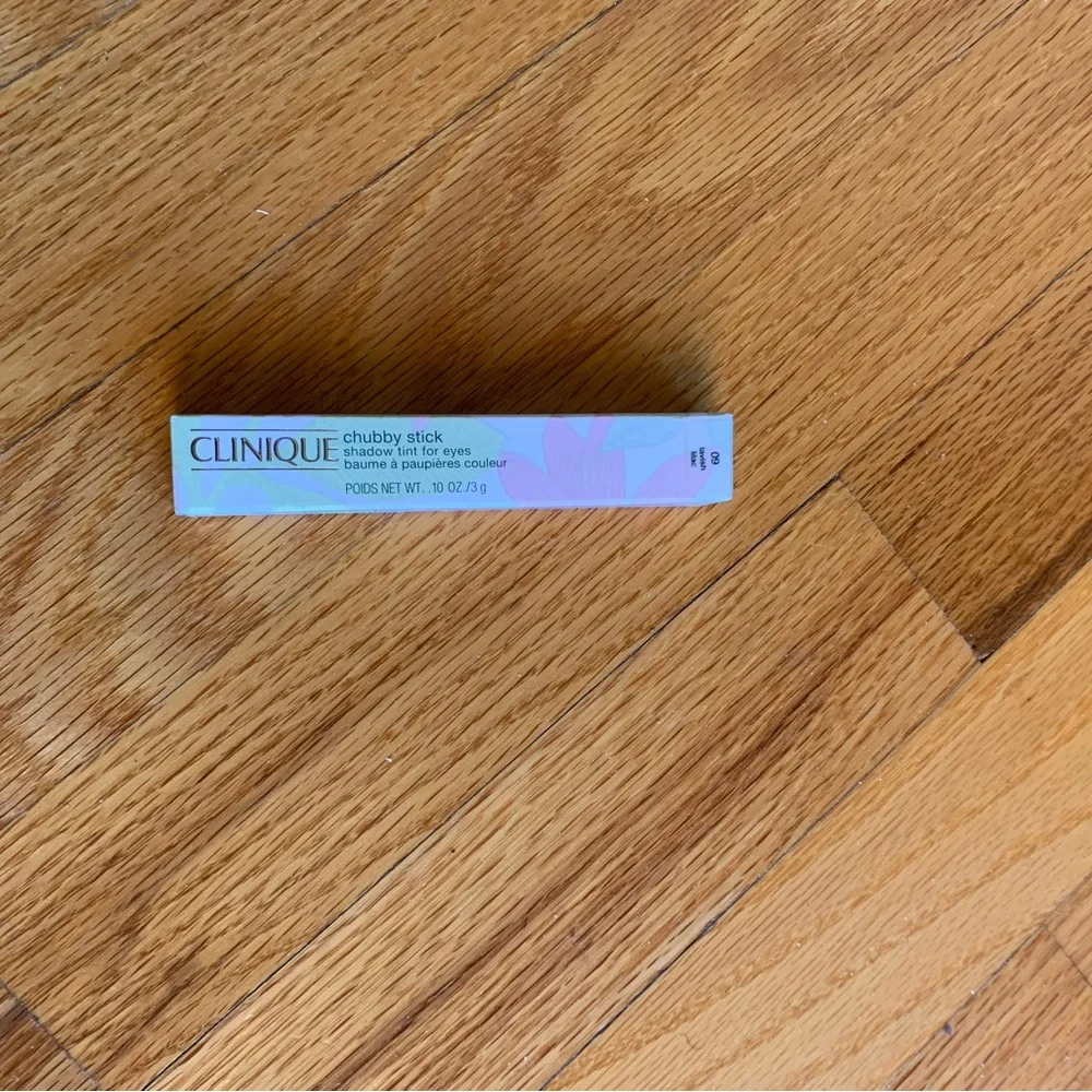 NEW IN BOX CLINIQUE CHUBBY STICK SHADOW TINT FOR EYES